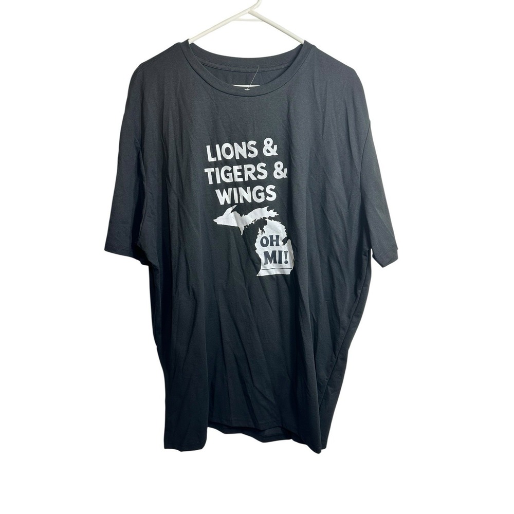 mens graphic short sleeve black shirt size XXXL 3XL lions tigers wings